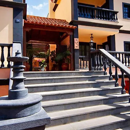 Residencial El Conde #10 Apartment